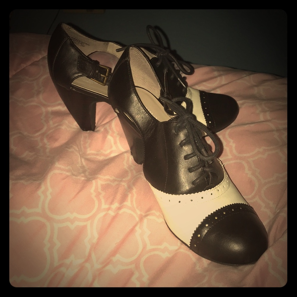 saddle heels